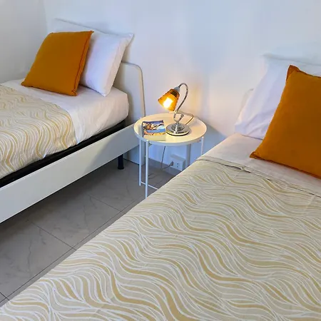 Holiday home Golden House *